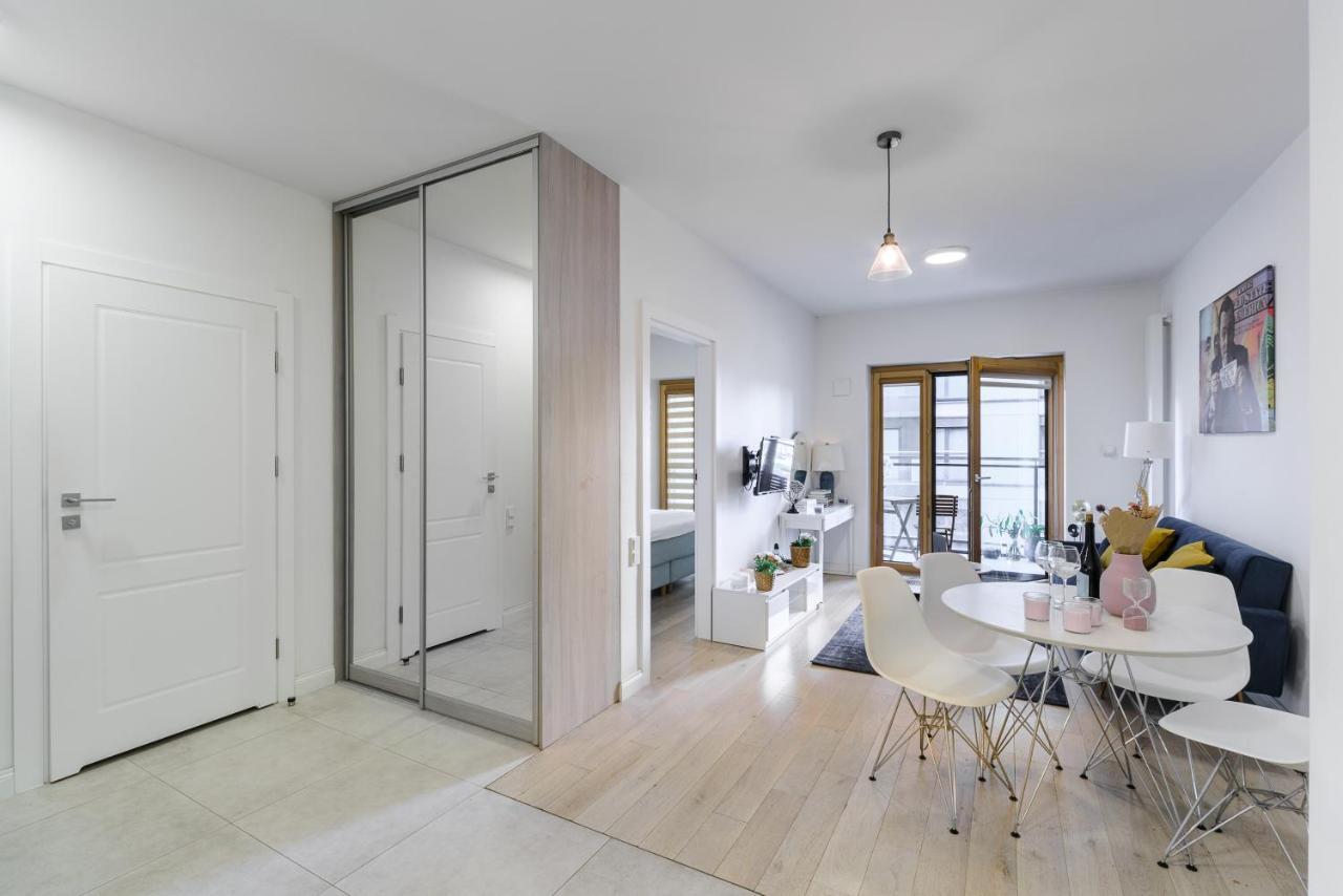 Luxury Apartment On Grzybowska Street 바르샤바 외부 사진
