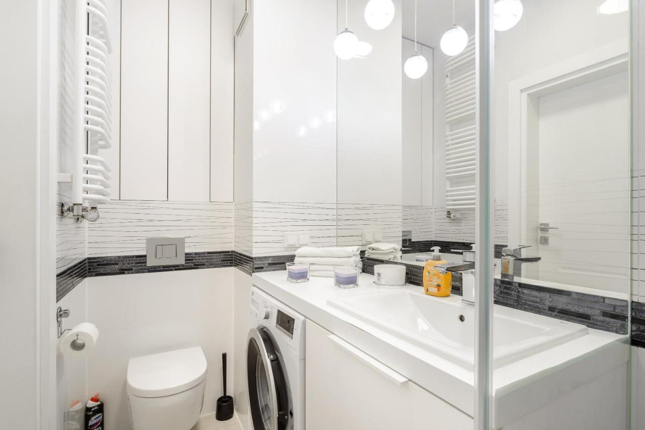 Luxury Apartment On Grzybowska Street 바르샤바 외부 사진