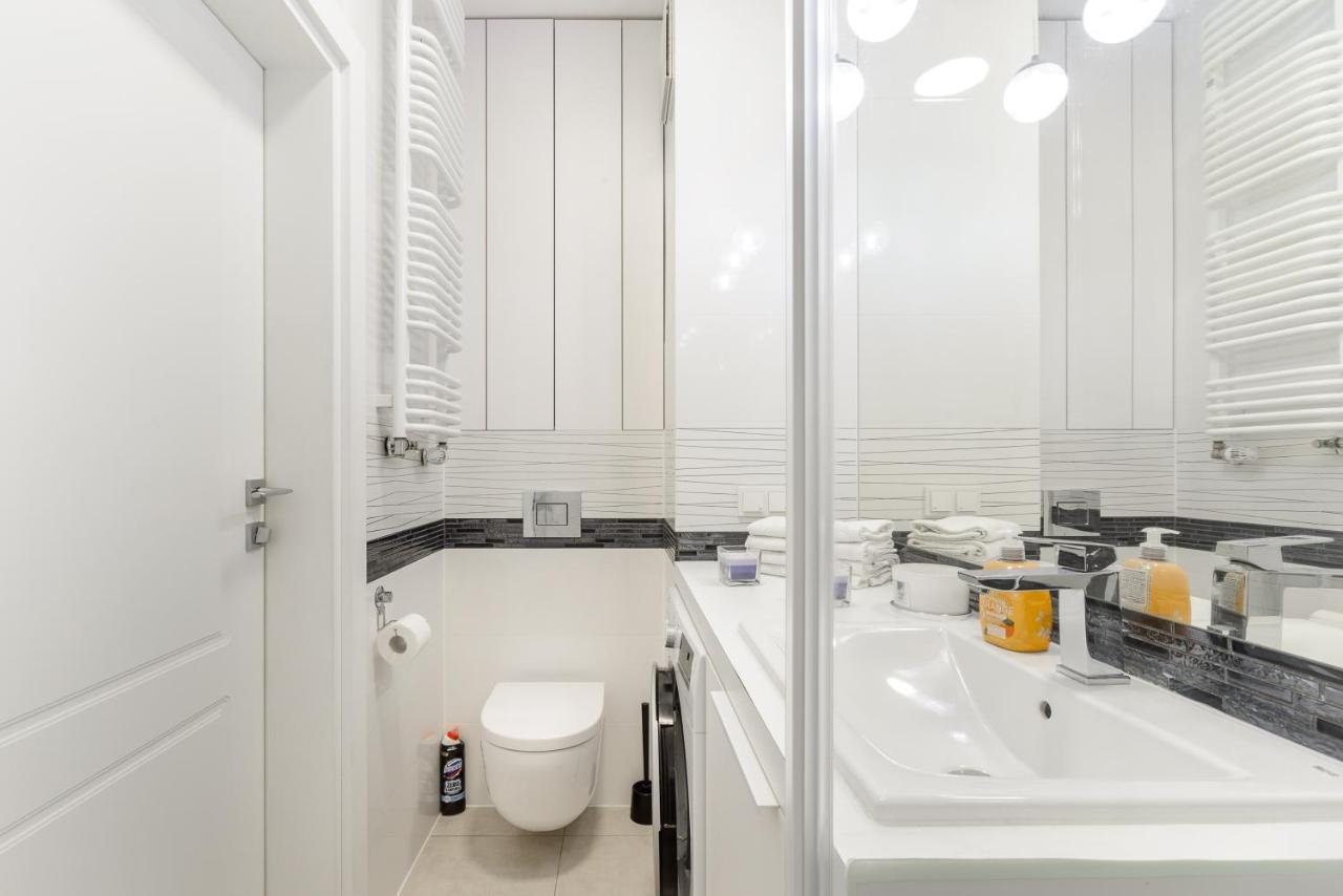 Luxury Apartment On Grzybowska Street 바르샤바 외부 사진
